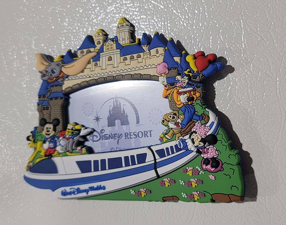 ディズニーワールド 限定 写真立て Disney - 新品☆ 実写 フォトフレーム スモールワールド